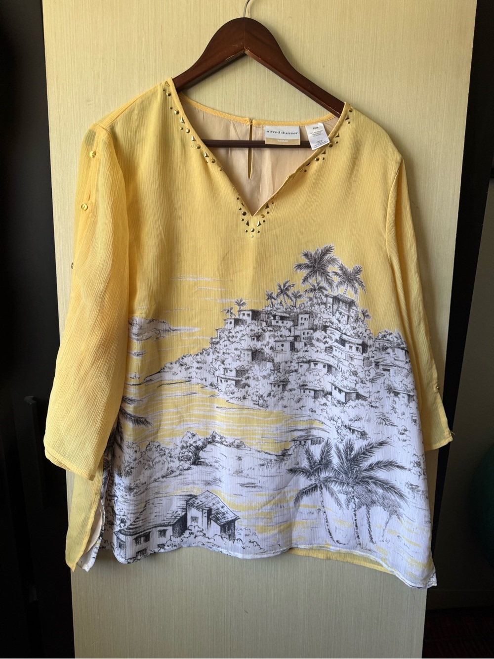 Alfred Dunner Yellow Scenic Print V-Neck Tunic